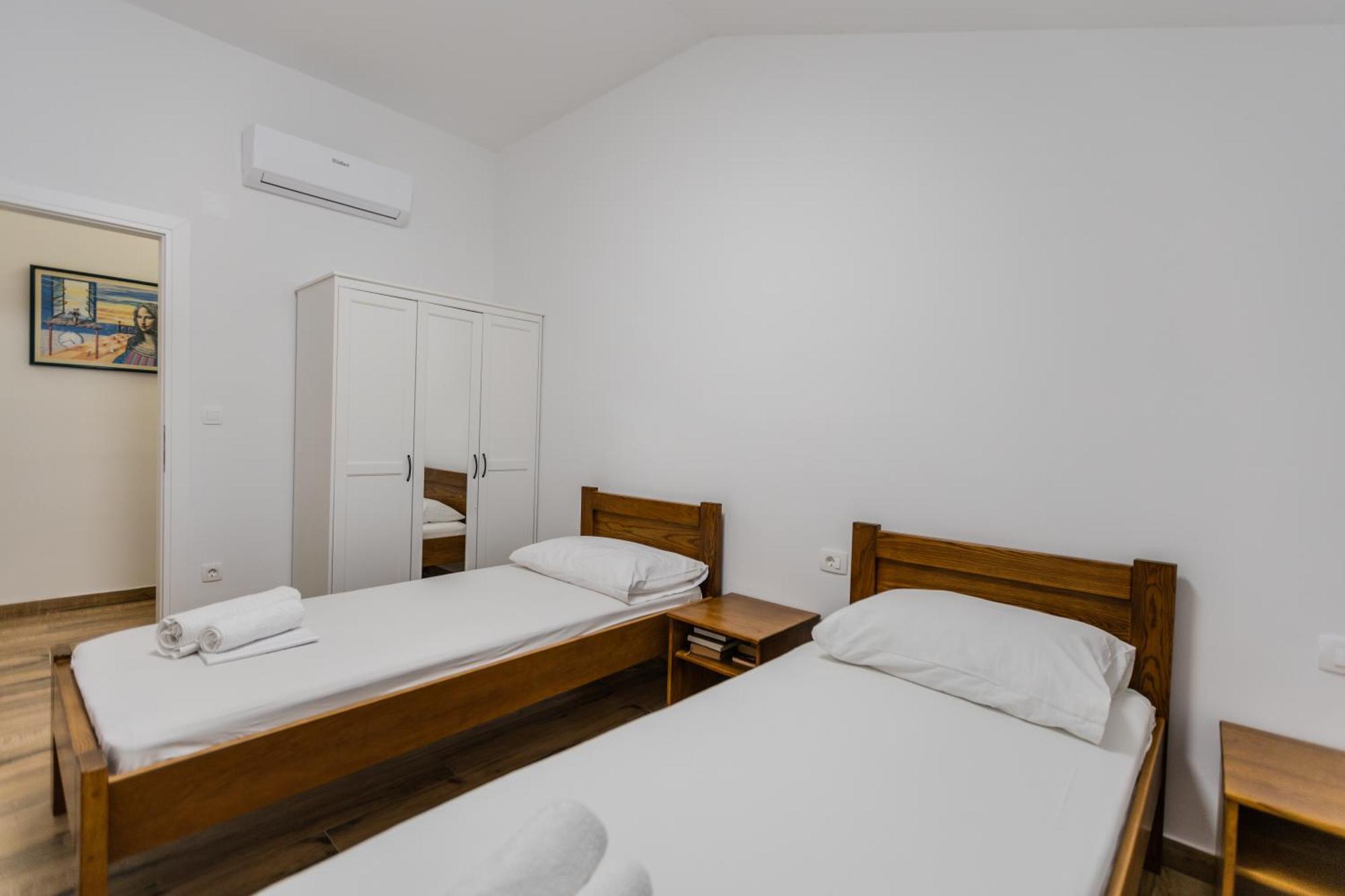 Apartments Lorena Privlaka  Bagian luar foto