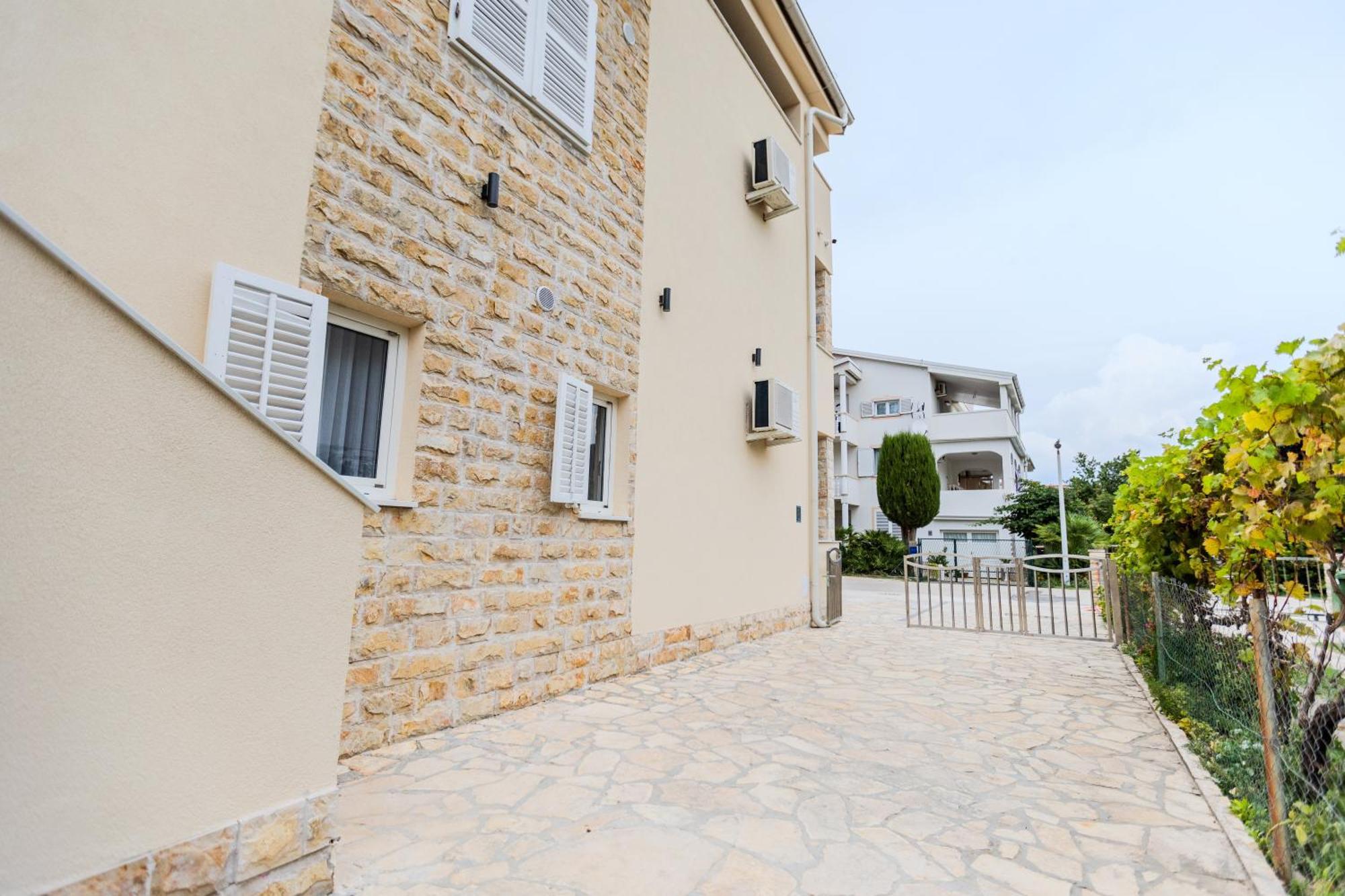 Apartments Lorena Privlaka  Bagian luar foto