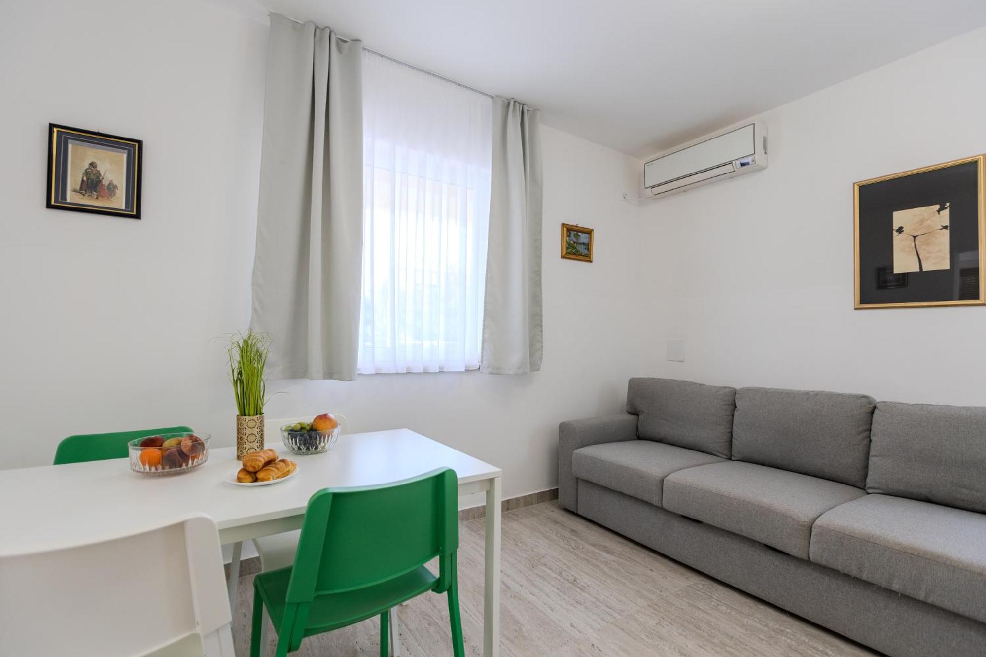 Apartments Lorena Privlaka  Bagian luar foto