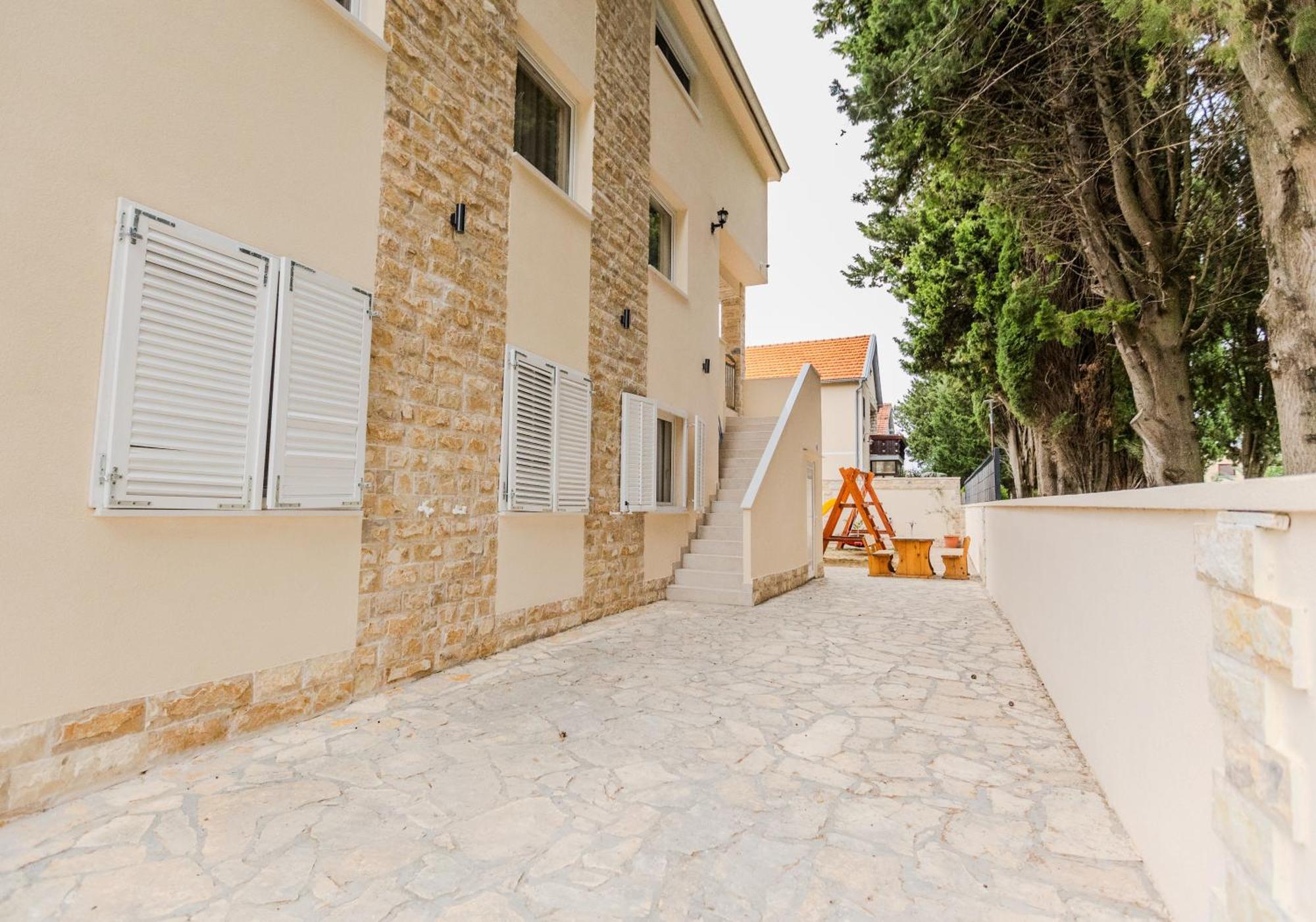 Apartments Lorena Privlaka  Bagian luar foto