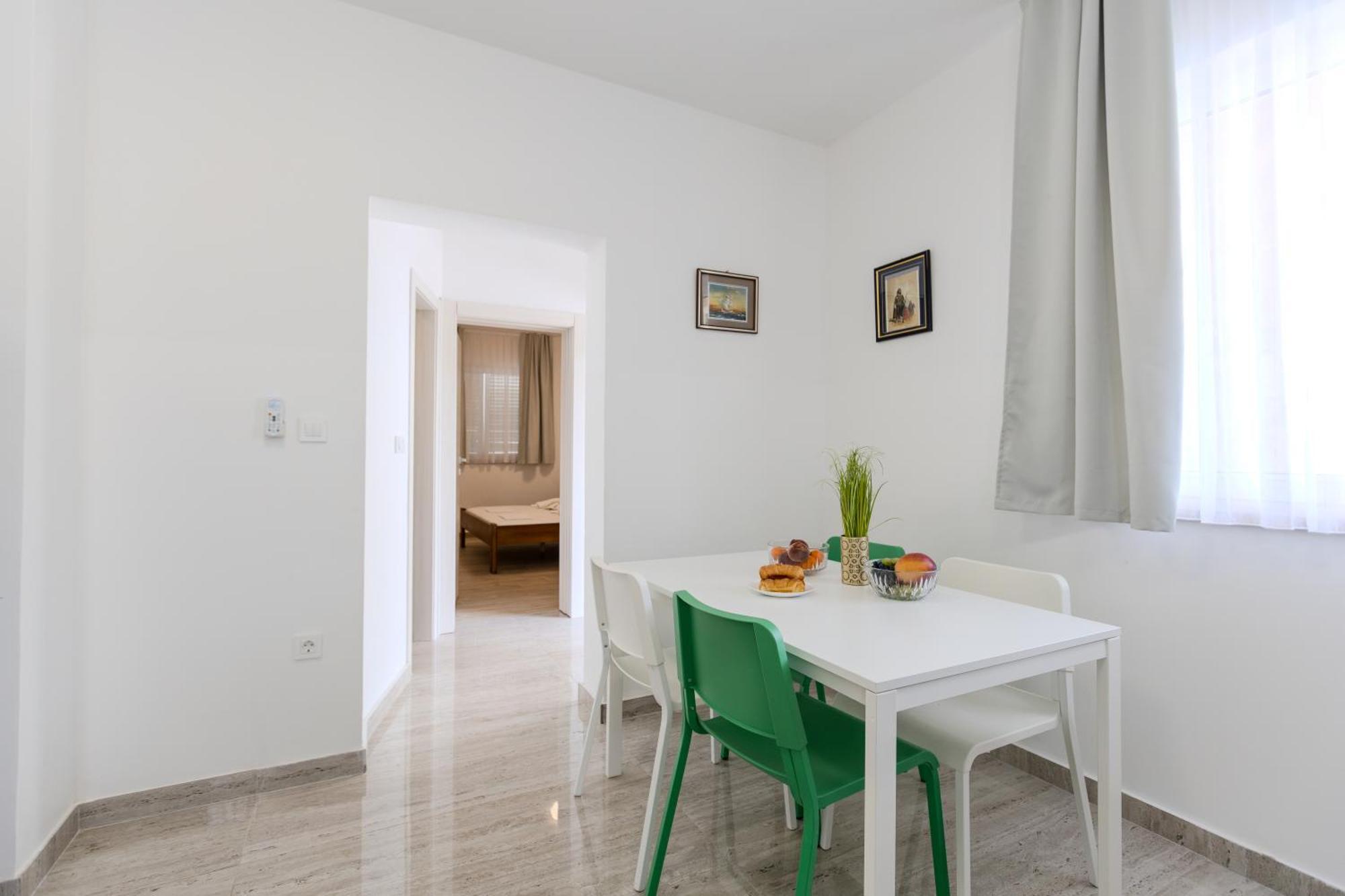 Apartments Lorena Privlaka  Bagian luar foto